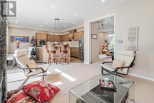 24 Post Oak Drive, Richmond Hill, ON - Indoor