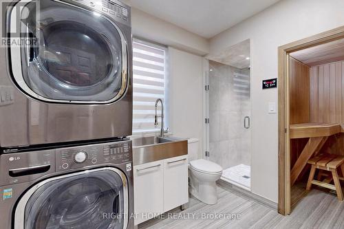 15 Old Church Road, King, ON - Indoor Photo Showing Laundry Room