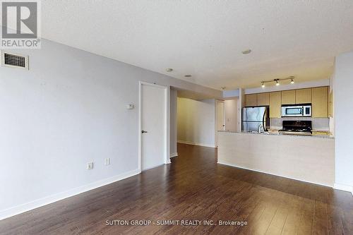 1008 - 11 Brunel Court, Toronto (Waterfront Communities), ON - Indoor Photo Showing Kitchen