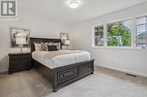 222 Alscot Crescent, Oakville (Eastlake), ON - Indoor Photo Showing Bedroom