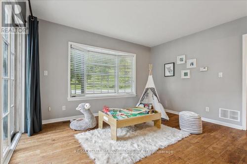 222 Alscot Crescent, Oakville (Eastlake), ON - Indoor Photo Showing Other Room