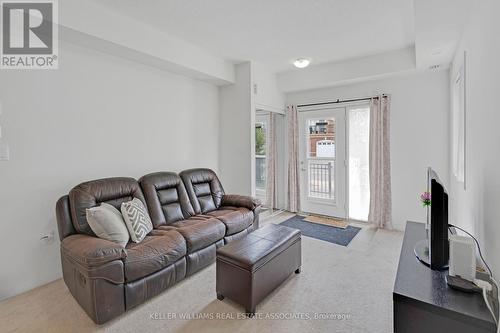 87 - 250 Sunny Meadow Boulevard E, Brampton, ON - Indoor Photo Showing Living Room