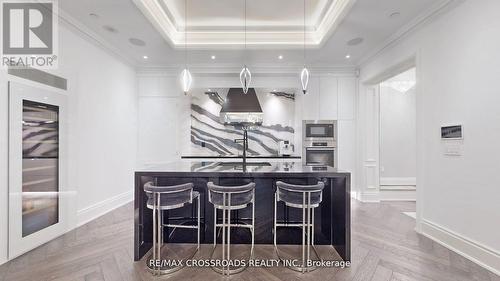 4801 - 311 Bay Street, Toronto, ON - Indoor Photo Showing Kitchen