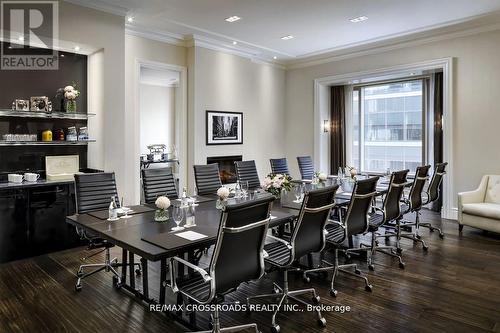 4801 - 311 Bay Street, Toronto, ON - Indoor Photo Showing Dining Room