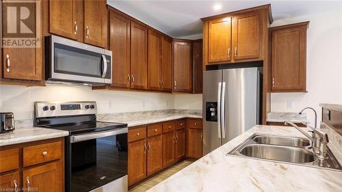 147 Dorcas Bay Road, Northern Bruce Peninsula, ON - Indoor Photo Showing Kitchen With Double Sink