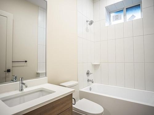 6881 Old Nicola Trail, Merritt, BC - Indoor Photo Showing Bathroom