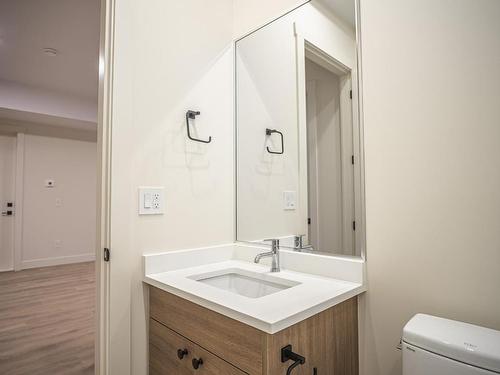 6881 Old Nicola Trail, Merritt, BC - Indoor Photo Showing Bathroom