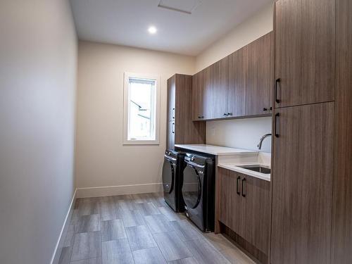 6881 Old Nicola Trail, Merritt, BC - Indoor Photo Showing Laundry Room