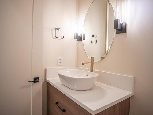 6881 Old Nicola Trail, Merritt, BC - Indoor Photo Showing Bathroom