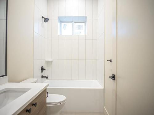 6881 Old Nicola Trail, Merritt, BC - Indoor Photo Showing Bathroom