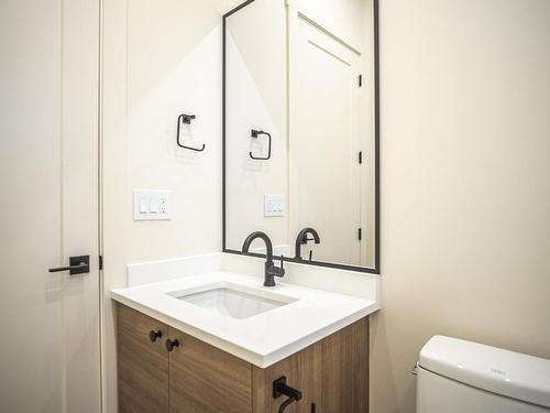 6881 Old Nicola Trail, Merritt, BC - Indoor Photo Showing Bathroom