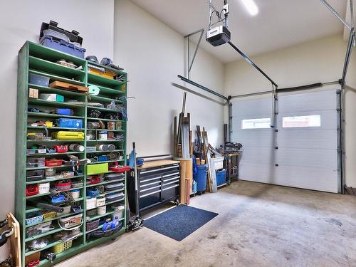 60-1240 Alpine Road, Sun Peaks, BC - Indoor Photo Showing Garage