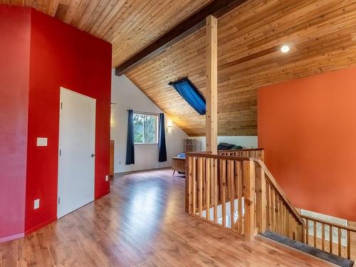 292 Orchard Lake Road, Barriere, BC - Indoor Photo Showing Other Room