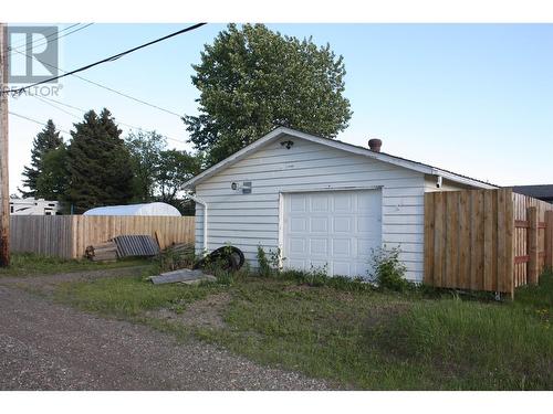 9112 103A Avenue, Fort St. John, BC - Outdoor