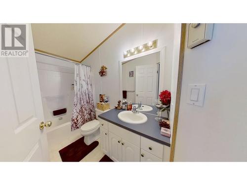 10874 261 Road, Fort St. John, BC - Indoor Photo Showing Bathroom