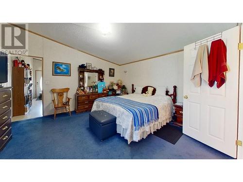 10874 261 Road, Fort St. John, BC - Indoor Photo Showing Bedroom