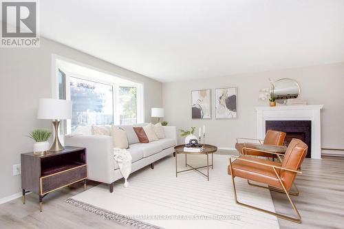 56 The Cove Road, Clarington, ON - Indoor Photo Showing Living Room