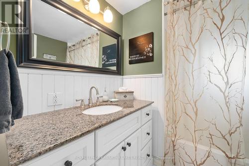 20 Mccreedie Street, Kawartha Lakes, ON - Indoor Photo Showing Bathroom