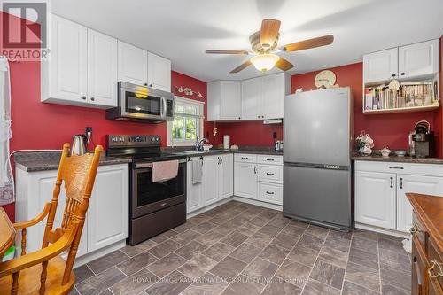 20 Mccreedie Street, Kawartha Lakes, ON - Indoor Photo Showing Kitchen