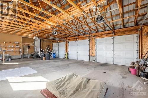 898 Kitley Line 2 Line, Elizabethtown-Kitley (814 - Elizabethtown Kitley (Old K.) Twp), ON - Indoor Photo Showing Garage