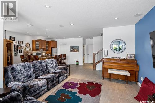 5129 Aviator Crescent, Regina, SK - Indoor Photo Showing Living Room
