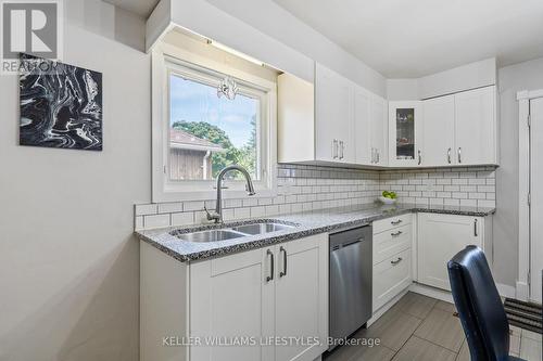 25 Heather Crescent, London, ON - Indoor Photo Showing Kitchen With Double Sink