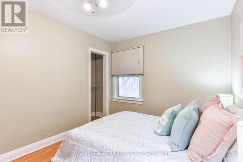 28 Beattie Avenue, London, ON - Indoor Photo Showing Bedroom