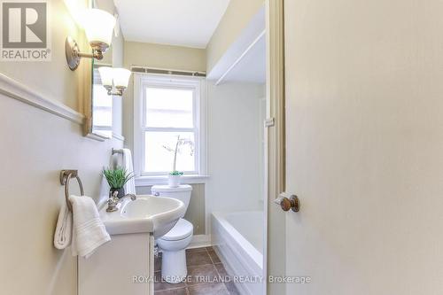 28 Beattie Avenue, London, ON - Indoor Photo Showing Bathroom