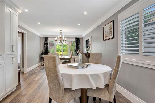 7 Cavalry Court, Hamilton, ON - Indoor Photo Showing Dining Room