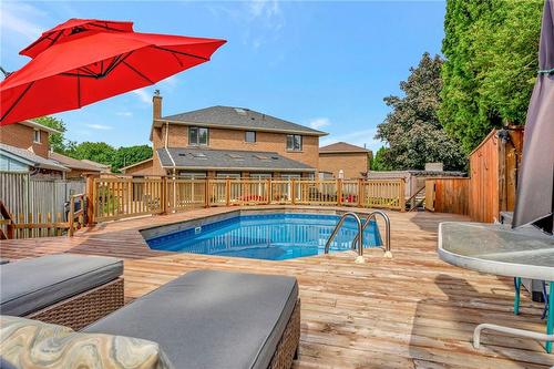 7 Cavalry Court, Hamilton, ON - Outdoor With In Ground Pool With Exterior