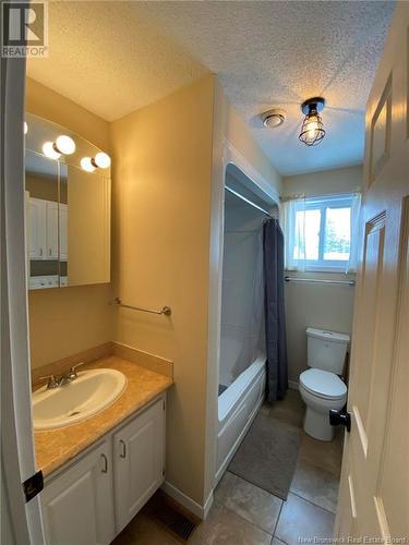 345 Dover Street, Campbellton, NB - Indoor Photo Showing Bathroom