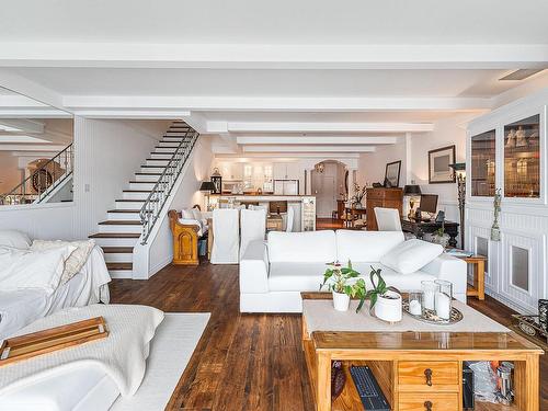 IntÃ©rieur - 307-501 Rue Main, Ayer'S Cliff, QC - Indoor Photo Showing Living Room With Fireplace