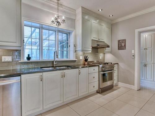 Cuisine - 743 Rue Principale, Lachute, QC - Indoor Photo Showing Kitchen With Double Sink