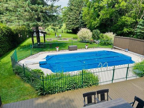 Piscine - 743 Rue Principale, Lachute, QC - Outdoor With In Ground Pool With Backyard