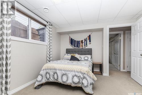 215 13Th Avenue E, Watrous, SK - Indoor Photo Showing Bedroom