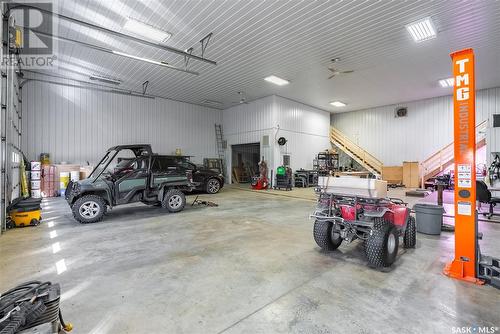 Scholl Acreage, Battle River Rm No. 438, SK - Indoor Photo Showing Garage