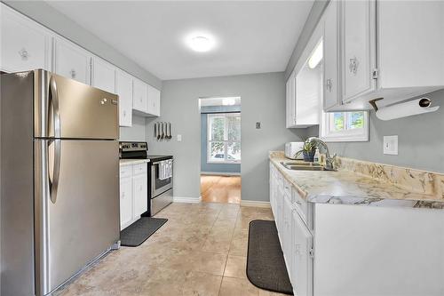 28 Forest Hill Crescent, Hamilton, ON - Indoor Photo Showing Kitchen With Double Sink
