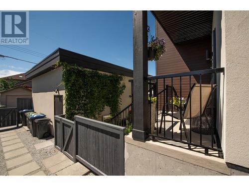 857 Morrison Avenue Unit# 4, Kelowna, BC - Outdoor With Exterior