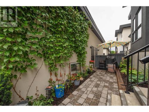 857 Morrison Avenue Unit# 4, Kelowna, BC - Outdoor