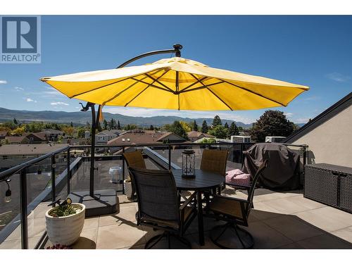 857 Morrison Avenue Unit# 4, Kelowna, BC - Outdoor