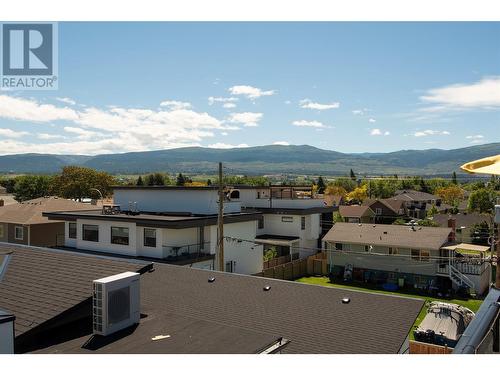 857 Morrison Avenue Unit# 4, Kelowna, BC - Outdoor With View