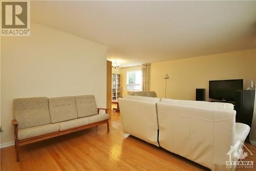 872 Stanstead Road, Ottawa, ON - Indoor Photo Showing Other Room