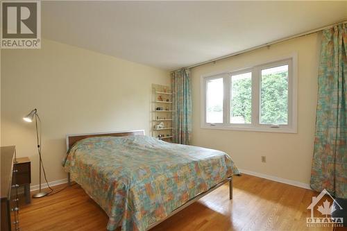 872 Stanstead Road, Ottawa, ON - Indoor Photo Showing Bedroom