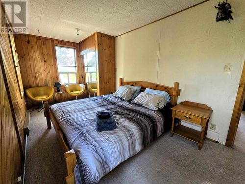 35 Pine Ridge Rd, Huron Shores, ON - Indoor Photo Showing Bedroom