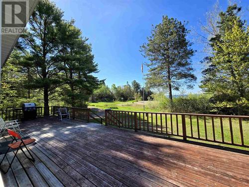 35 Pine Ridge Rd, Huron Shores, ON - Outdoor