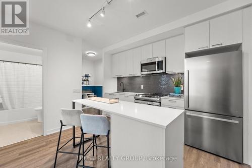 1102 - 1808 St. Clair Avenue W, Toronto (Junction Area), ON - Indoor Photo Showing Kitchen With Upgraded Kitchen