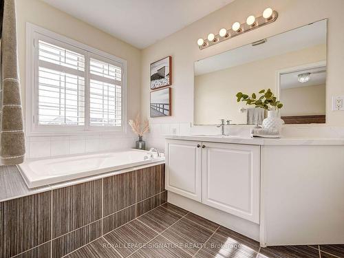 106 Naperton Dr E, Brampton, ON - Indoor Photo Showing Bathroom