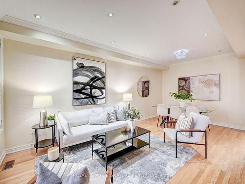 106 Naperton Dr E, Brampton, ON - Indoor Photo Showing Living Room