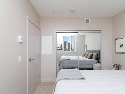 1105-777 Belleville St, Victoria, BC - Indoor Photo Showing Bedroom