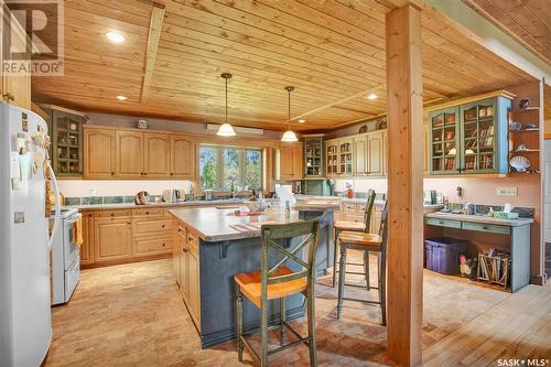 Pitt Acreage, Preeceville Rm No. 334, SK - Indoor Photo Showing Kitchen With Double Sink